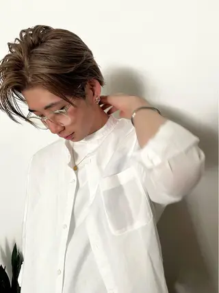 カラー ホリバ ユカのヘアスタイル