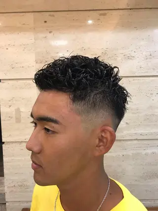 ショート LOCALCUTCLUB所属・パーマ職人👏 岡田佳樹のヘアスタイル