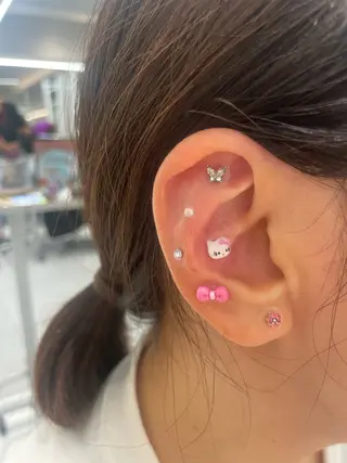 ヘアセット🎀耳つぼ 👂💎MONAMIのヘアスタイル