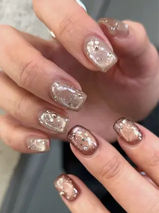 ネイル talo .のネイルデザイン