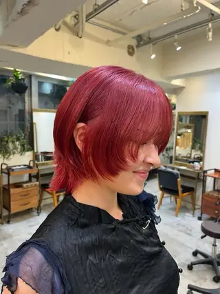 ショート 韓国レイヤーカット/ ハイトーン/マアヤのヘアスタイル