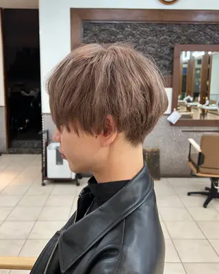 カラー メンズ 白髪ぼかし脱白髪染め 大塚綾のヘアスタイル