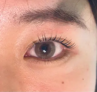 マツエク・マツパ 石川 菜月のヘアスタイル