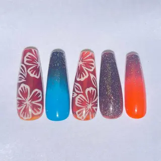 ネイル Beauty Salon amour所属・Seven's / NANAのネイルデザイン