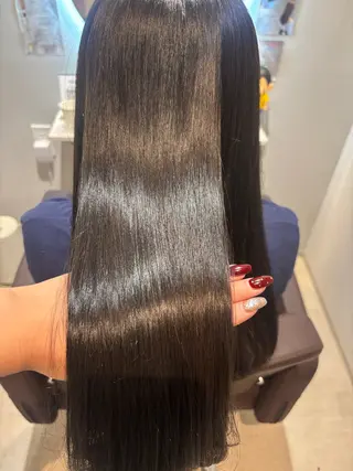 ロング カラー 髪質改善カラー ベージュ🤎YUMEのヘアスタイル