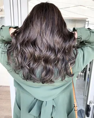 ロング カラー レイヤーカット BLend 渋谷のヘアスタイル