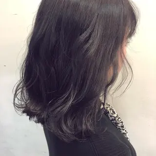 セミロング カラー GLROW haruhiのヘアスタイル
