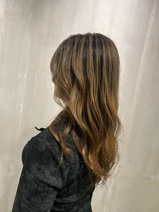 カラー くろだ まみのヘアスタイル