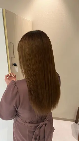 Riku 艶カラーのヘアスタイル