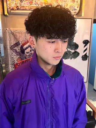 メンズ damdee tokyo hair lounge 新宿店所属・フェードカット/新宿 /石田直季のヘアスタイル