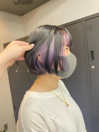 ショート maco 艶感ハイトーン🦋のヘアスタイル