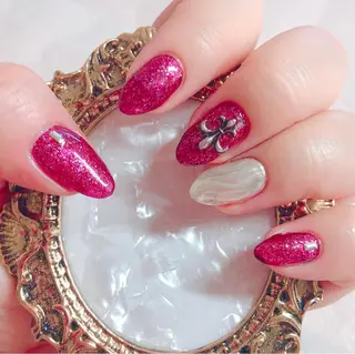 ネイル CROWN プライベートサロンのネイルデザイン