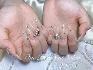 ネイル One Plus Nail Salonのネイルデザイン