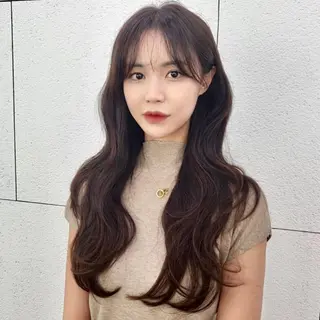 セミロング ★学割★韓国× BIZEのヘアスタイル