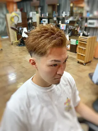 ショート カラー メンズ Laneige 北加賀屋所属・三谷 天兵のヘアスタイル