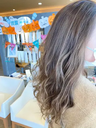ロング カラー Gain池下 レディースのヘアスタイル