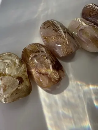 ネイル talo .のネイルデザイン