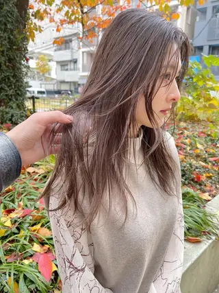 セミロング カラー AiM 大名　似合わせカットのヘアスタイル