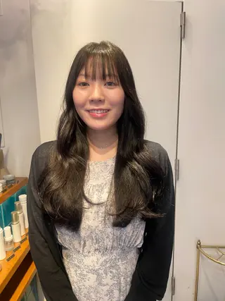 ロング カラー RIN／韓国ヘア レイヤーカットのヘアスタイル