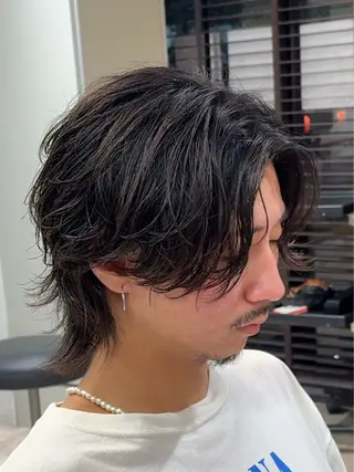 ミディアム パーマ メンズ サロンズ内B区画所属・新宿メンズ専門 メンズパーマ特化のヘアスタイル