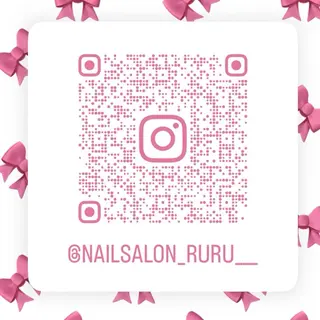 ネイル ルシイ🎀新宿長さ 出しパーツ専門店のネイルデザイン