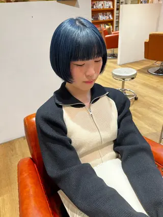 ショート カラー Lita所属・Lita KANAのヘアスタイル