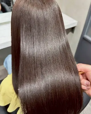 ロング カラー 高品質な髪質改善 透明感カラー船本のヘアスタイル