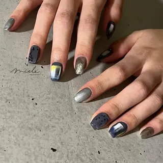 ネイル miele【ミエレ】 シンプル一癖のネイルデザイン