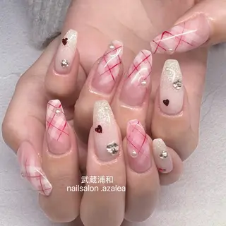 ネイル R inのネイルデザイン