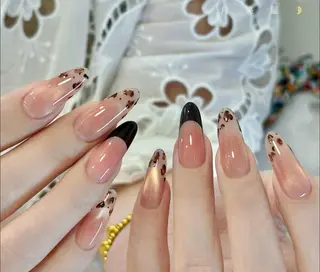 ネイル Molly _nailのネイルデザイン