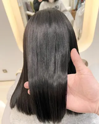 ミディアム カラー パーマ ヘアアレンジ メンズ キッズ ネイル マツエク・マツパ アイブロウ 堀井 凌平のヘアスタイル