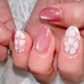 ネイル Emi lyのネイルデザイン