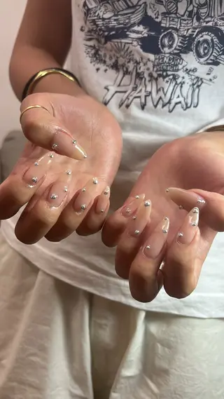 ネイル nailsalon　hue所属・小山 羽奈のネイルデザイン