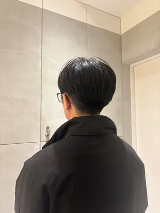 ショート メンズ ⠀アヤラ 🩶レイヤーカットのヘアスタイル