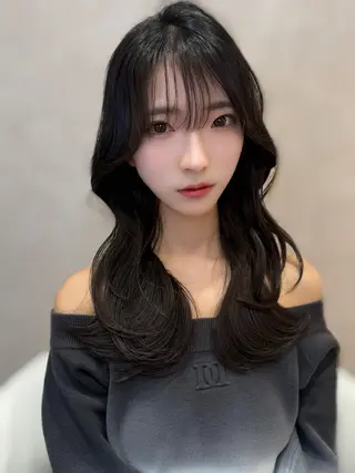 セミロング 韓国ヘア/レイヤー/ 前髪/髪質改善/石川のヘアスタイル