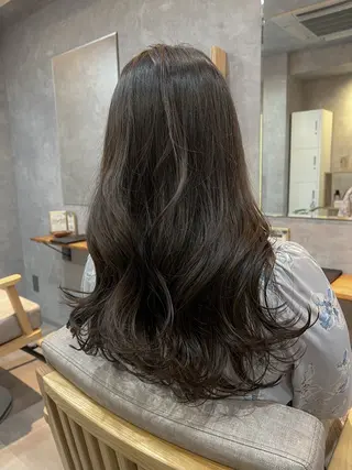 ロング カラー 中村 ひなたのヘアスタイル