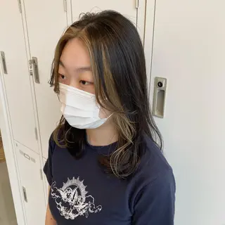 ミディアム カラー YUNA ユウナのヘアスタイル