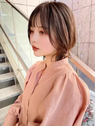 ミディアム カラー 結べるレイヤーボブ くびれLady表参道のヘアスタイル