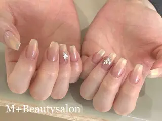 ネイル M+  Beauty Salonのネイルデザイン