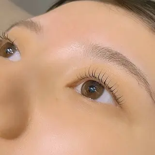 マツエク・マツパ GRAN EYE 本八幡所属・青柿 晴かのマツエク・マツパデザイン