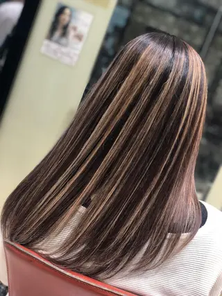 セミロング Y Uのヘアスタイル