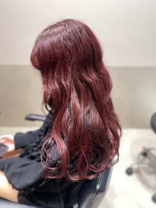 ロング カラー 佐野 えり奈のヘアスタイル