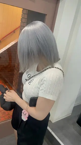 ミディアム カラー 🇰🇷ハイトーン× 韓国レイヤー레이어드のヘアスタイル