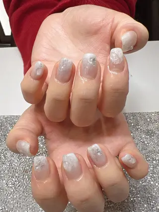 ネイル Guarendo錦糸町店所属・ガレンドウ 白澤 愛子のネイルデザイン