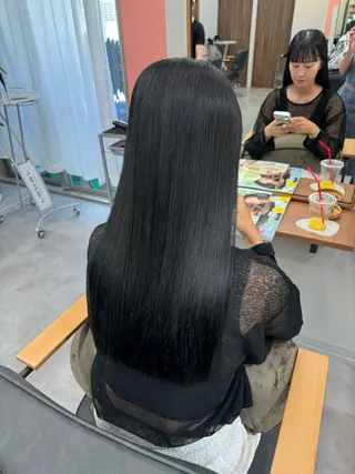 ロング や ぎ /神戸美容室 /顔まわりレイヤーのヘアスタイル