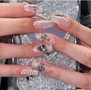 ネイル Lina nail所属・Lunaa 池袋のネイルデザイン