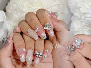 ネイル ✨Nailsalon Vi+✨のネイルデザイン