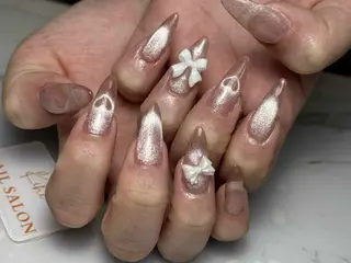 ネイル 💕鈴木ユリ パラジェル/オフ無料のネイルデザイン