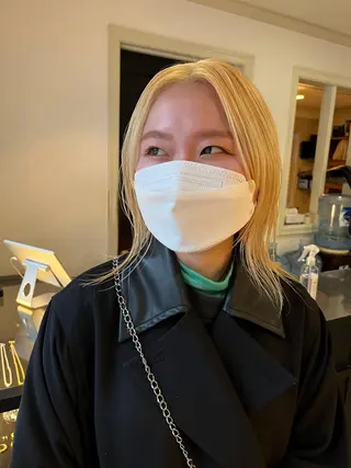 ミディアム カラー NOUN所属・eri kinjoのヘアスタイル