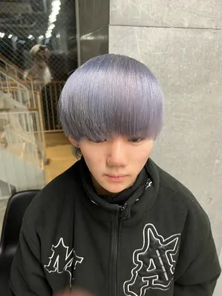 ショート カラー ヘアアレンジ メンズ 韓国ヘア特化💍 tiam💍ブリーチのヘアスタイル